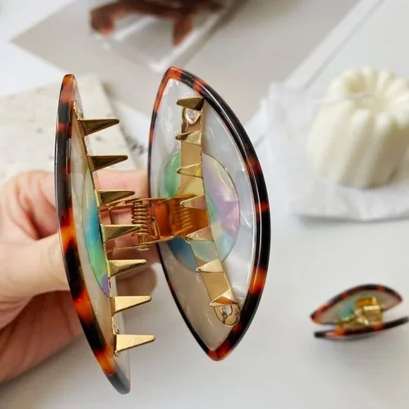 Large Blue Evil Eye Hair Claw Clip NonSlip Hairpin Stylish Hair Accessory - Picture 5 of 7